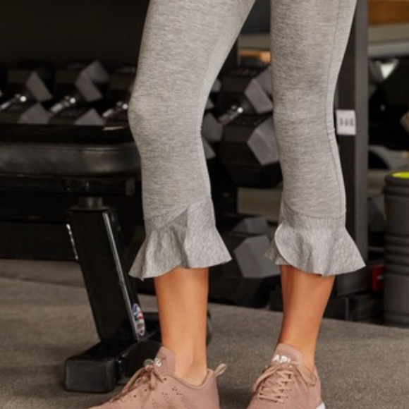 NWT $128 FREE PEOPLE Movement Women Sanctuary Ruffle Leggings Tights Yoga Dance - Picture 4 of 11